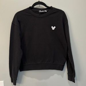 Embroidered Mickey Mouse Sweatshirt Sz M